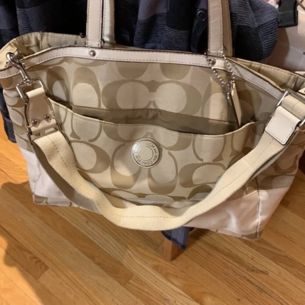 Coach Canvas Leather Carryall NO F1276-F19046 Signature-Stitched Tote - Picture 3 of 5